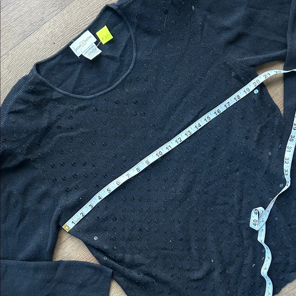Jaclyn Smith Silk Angora Sequin Top ! Large - Picture 3 of 5